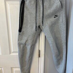 Nike Sportswear Tech Fleece  Men's Joggers  Dark Grey Heather/Black
